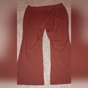 Women's Stylus Pants Size 2X Color Cherry Mahogany High Rise Flare New